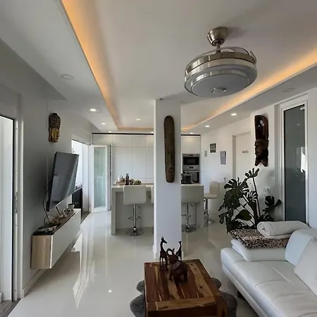 Luxury Duplex Apartment *